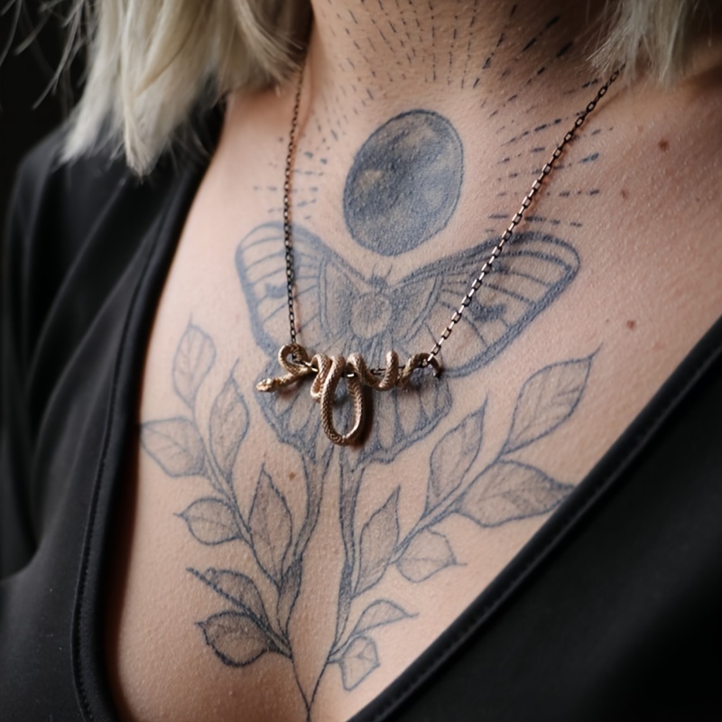Sexy Twisted Snake Necklace — Minimalist Pendant
